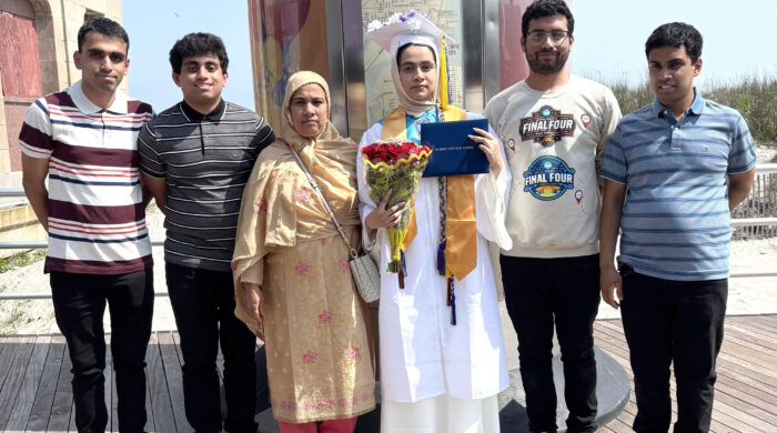 আপন আলোয় উদ্ভাসিত তানজিয়া চৌধুরী